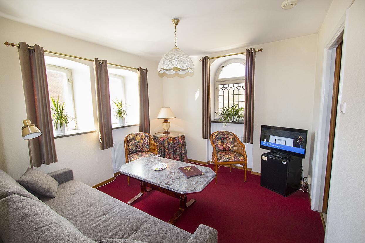 לנדסקרונה Hotel Chaplin מראה חיצוני תמונה